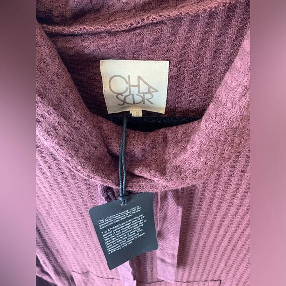 CHASER Women’s cozy knit thumbhole pullover Top/Sweater  - Size Small NWT - Picture 3 of 4